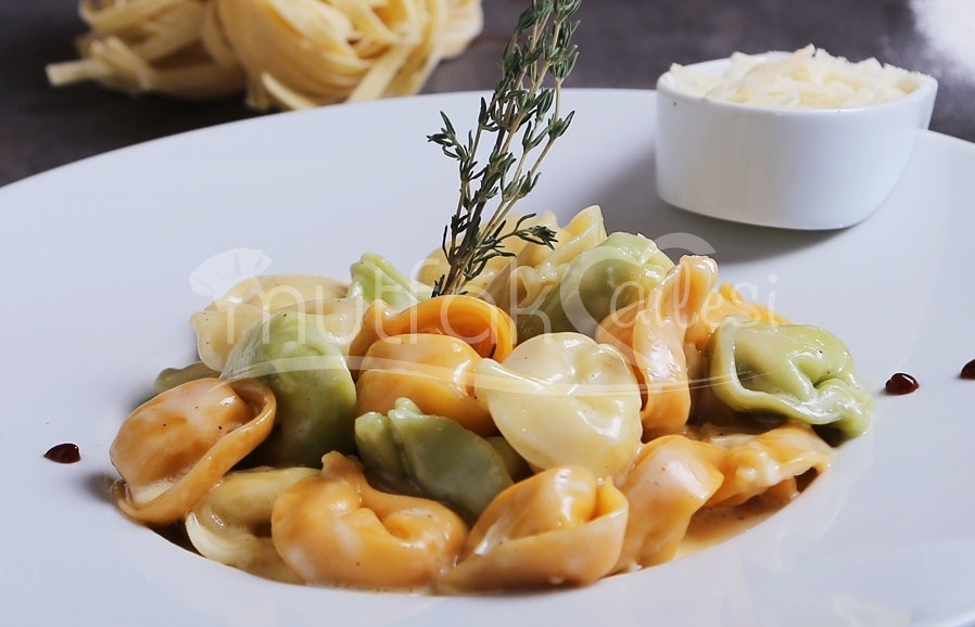 mutfak ailesi tarifin adresi 3 renkli tortellini tarifi